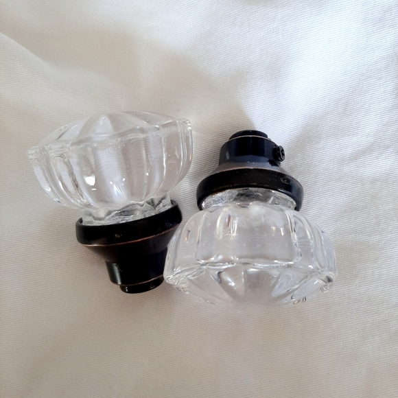 GLASS DOOR KNOBS - Picture 2 of 8